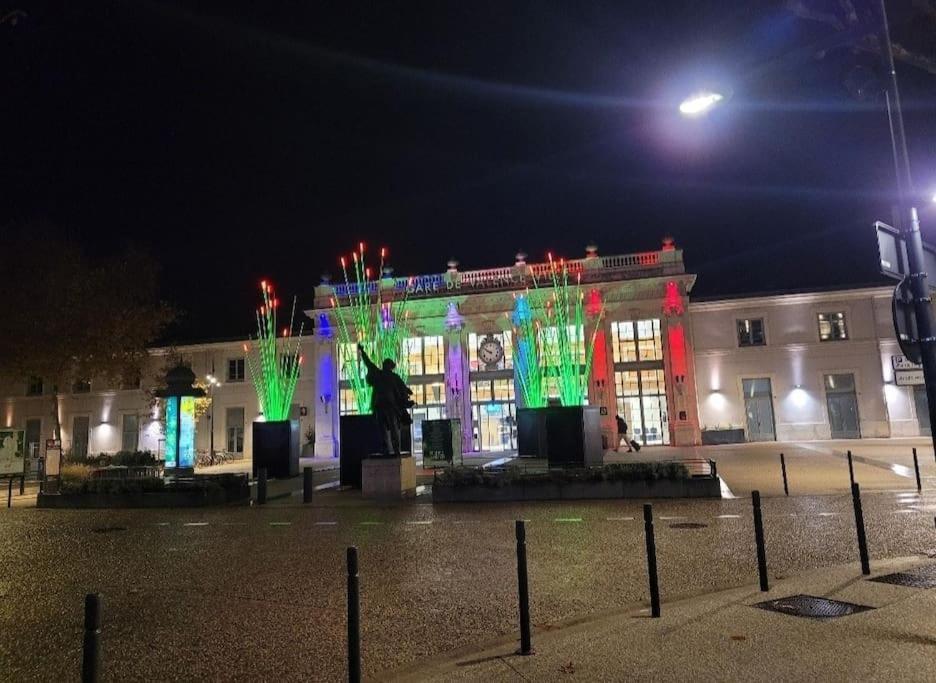 Agreable Appartement T2 Centre Ville Valence (Drome) Exterior foto
