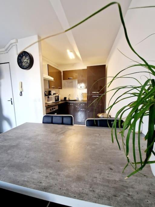Agreable Appartement T2 Centre Ville Valence (Drome) Exterior foto
